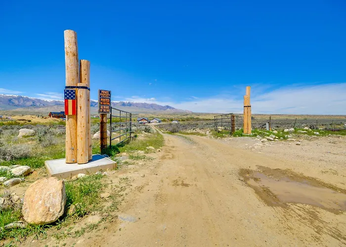 Apartamento Riverfront Retreat W/ Fire Pit & Views! Clark